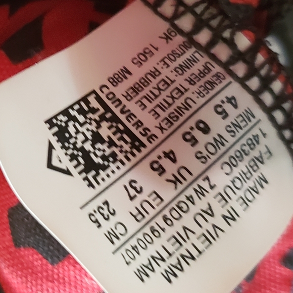 EUC CTAS Classic Chuck Taylor (4.5M / 6.5W) - DC COMICS HARLEY QUINN - Picture 4 of 10